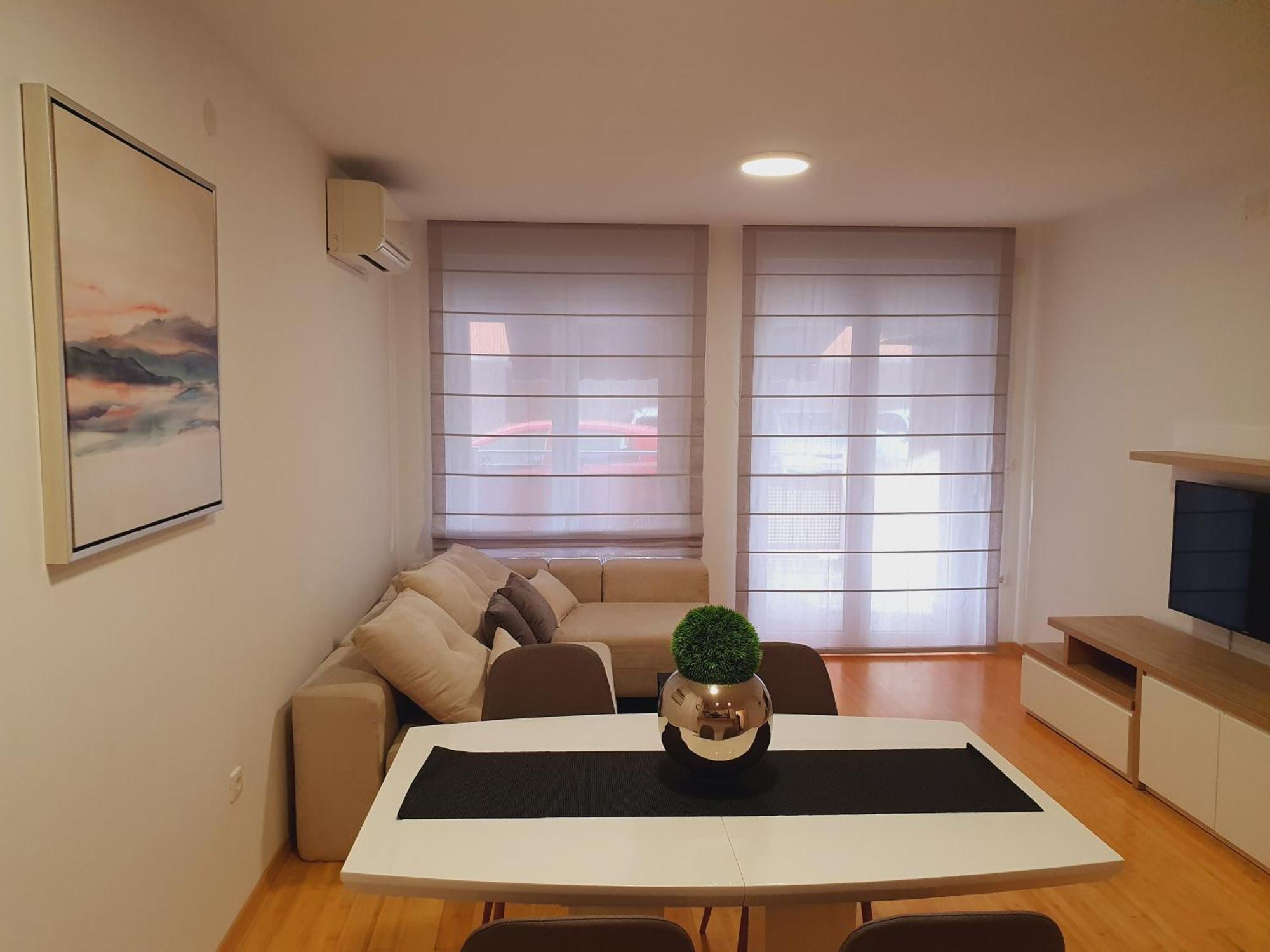 Apartment Hills